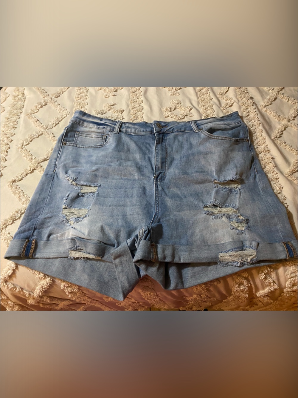 Rue21 Light Wash Distressed Denim Shorts